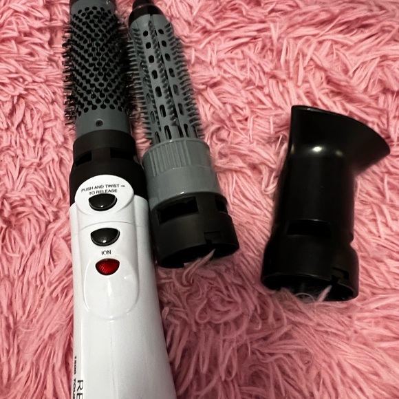 Revlon Other - Gently used Revlon ionic hot air kit